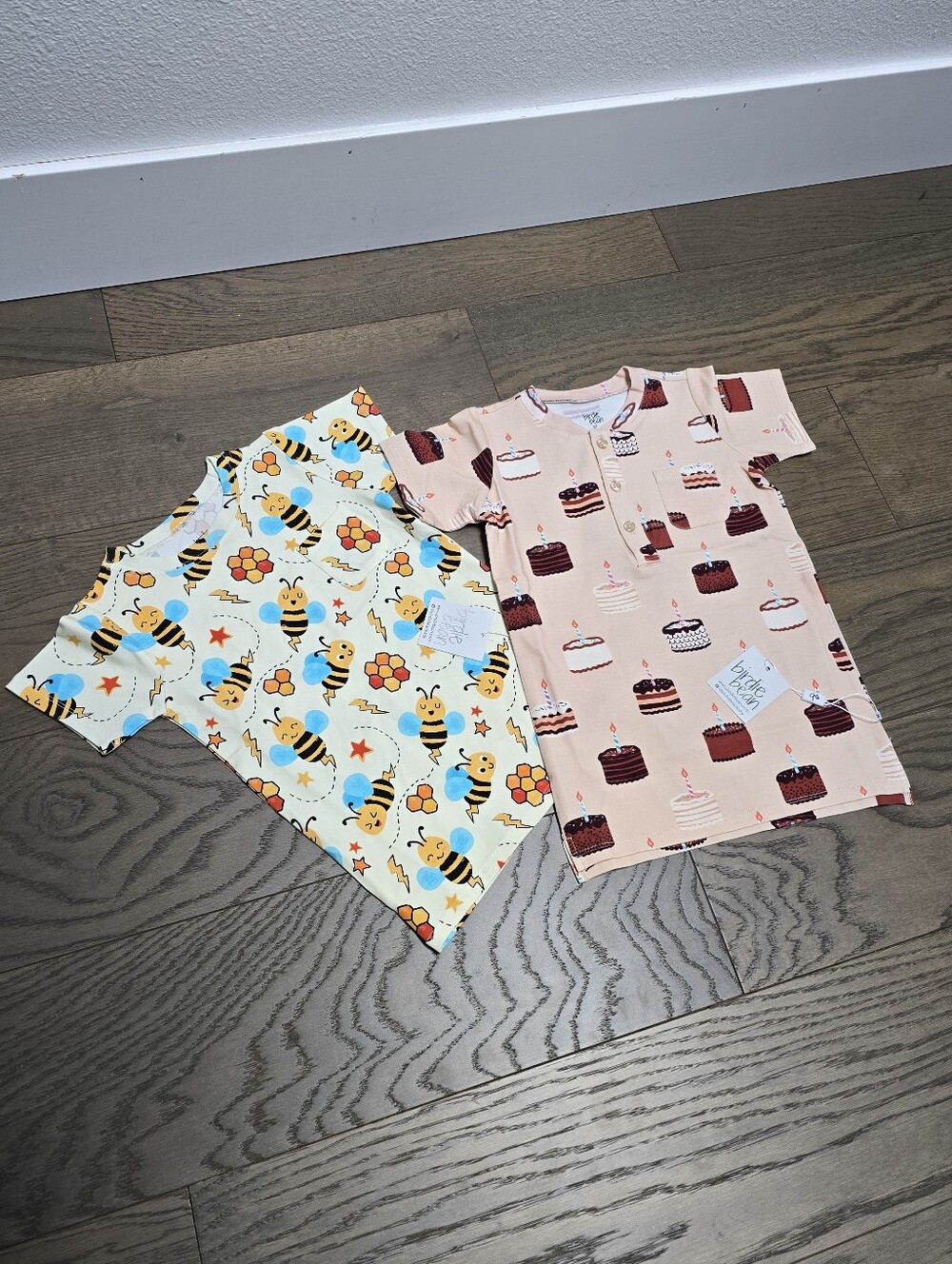🆕️ Birdie Bean Bundle of Two Bamboo T-Shirts Birthday & Bees 5T *Run Small